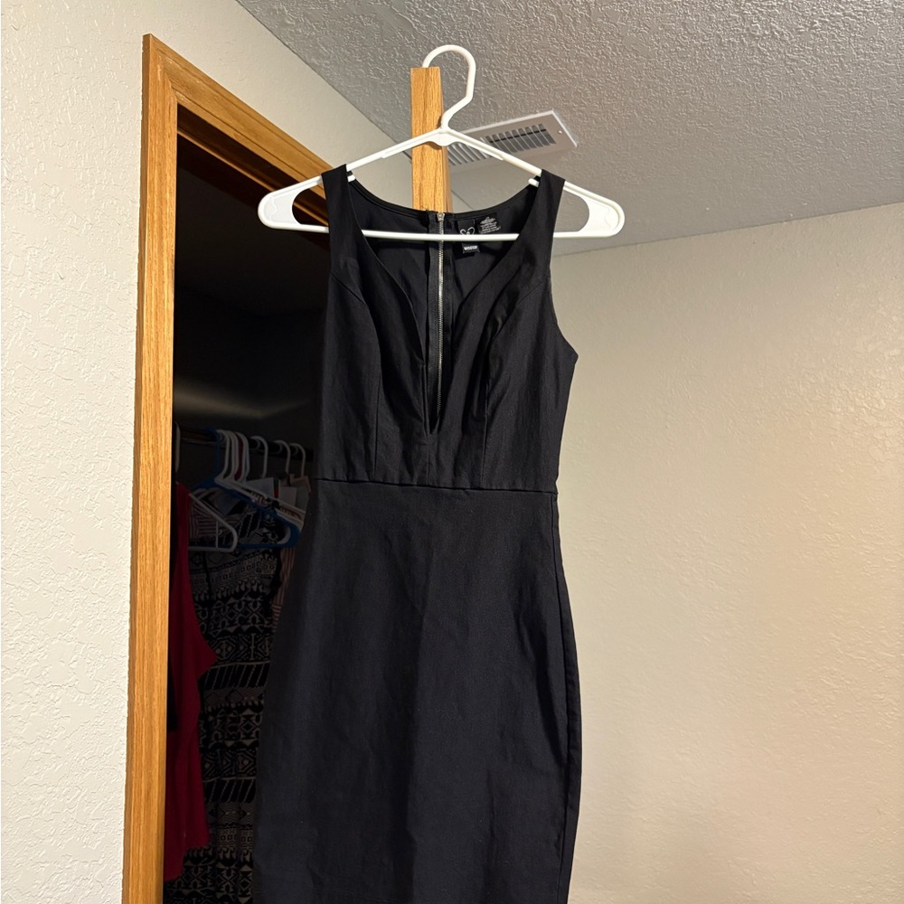 Windsor Black Halter Sheath Mini Dress